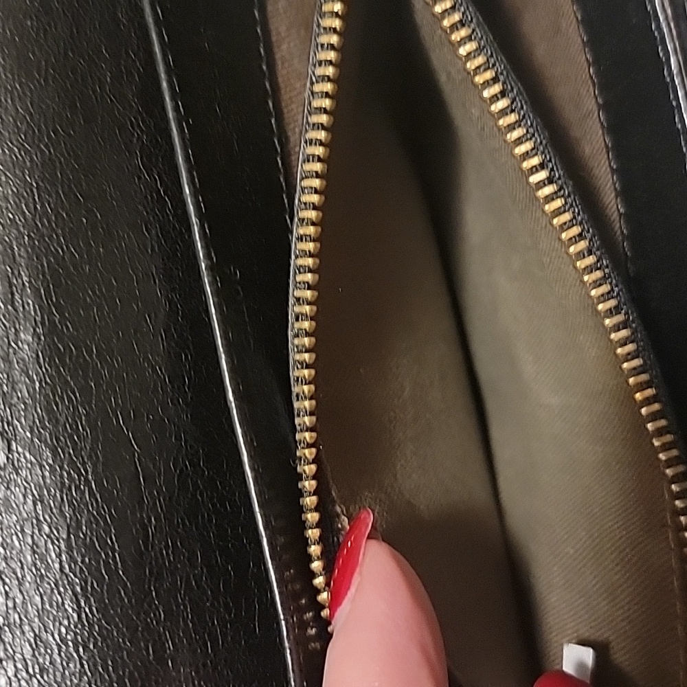 Chloe Beige Canvas and Black Leather Wallet - Picture 6 of 11